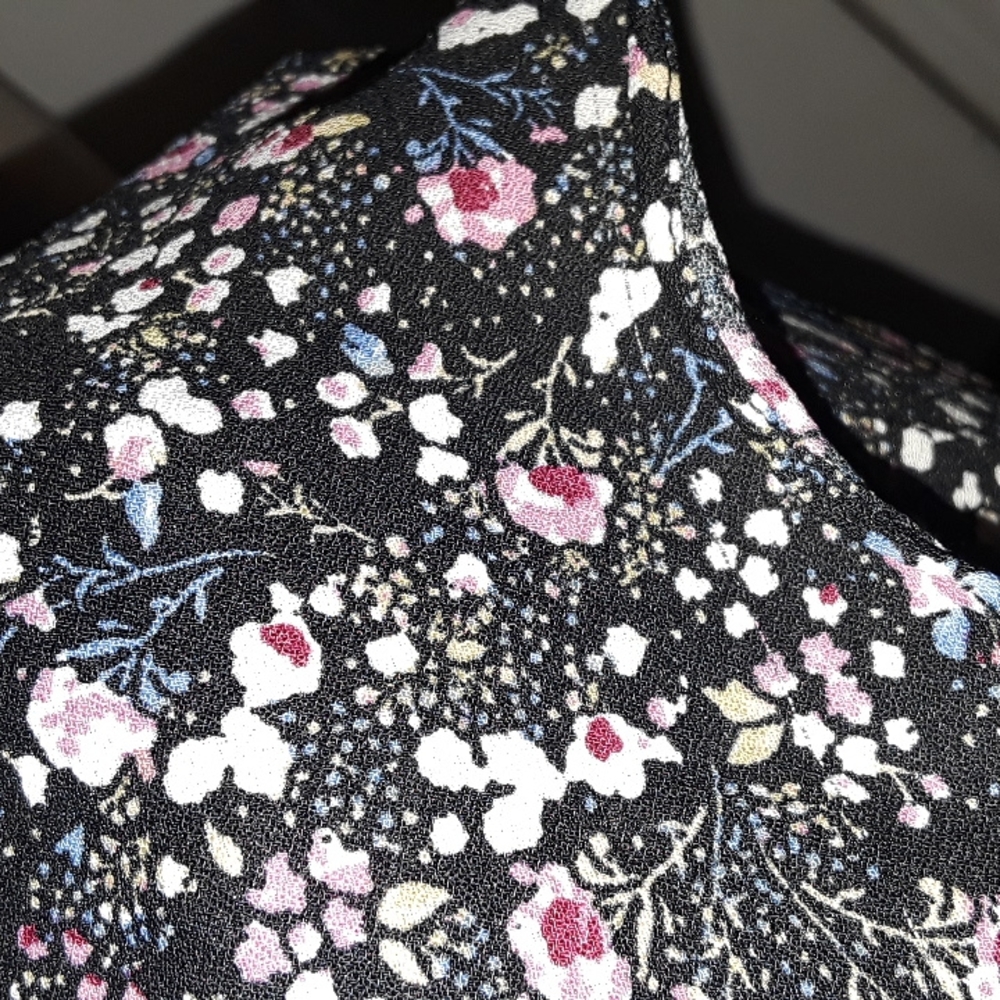 Forever 21 ditzy floral ruffle sleeve elastic waist boho top sz M pretty blouse - Picture 12 of 14
